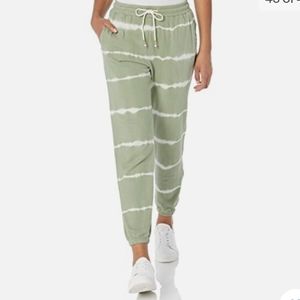 NEW! Volcom high rise lived in pants sz small NWT 111